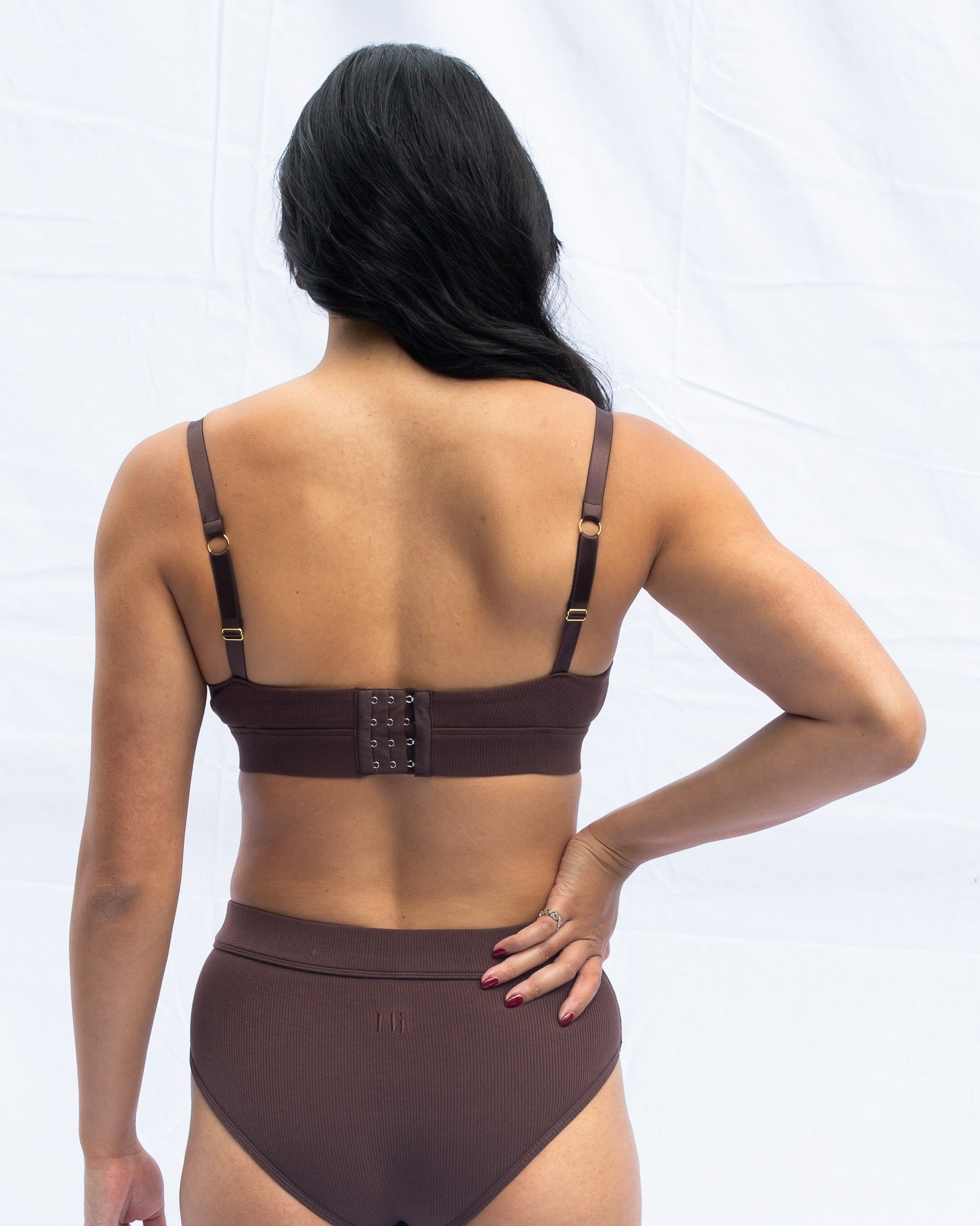 Wireless Crossover bra Coffee + Everyday Brief