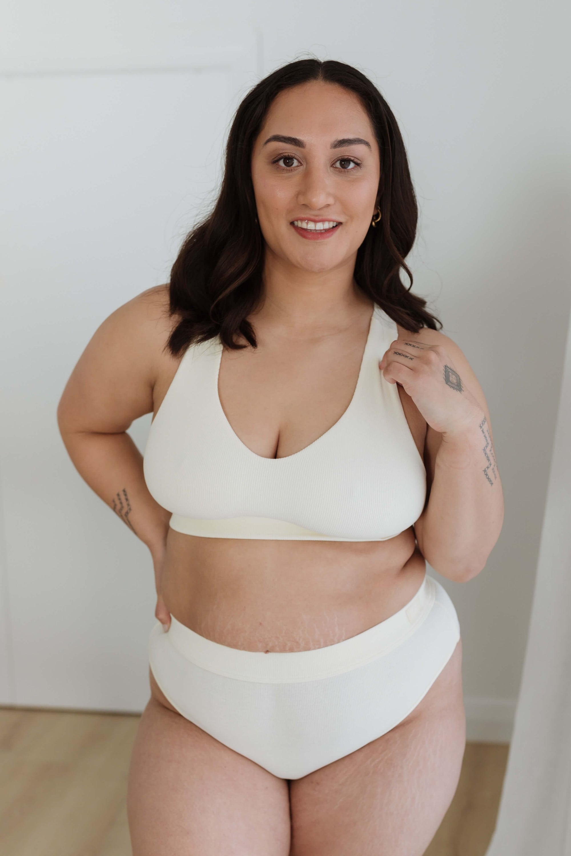 wireless cream everyday crop bra set