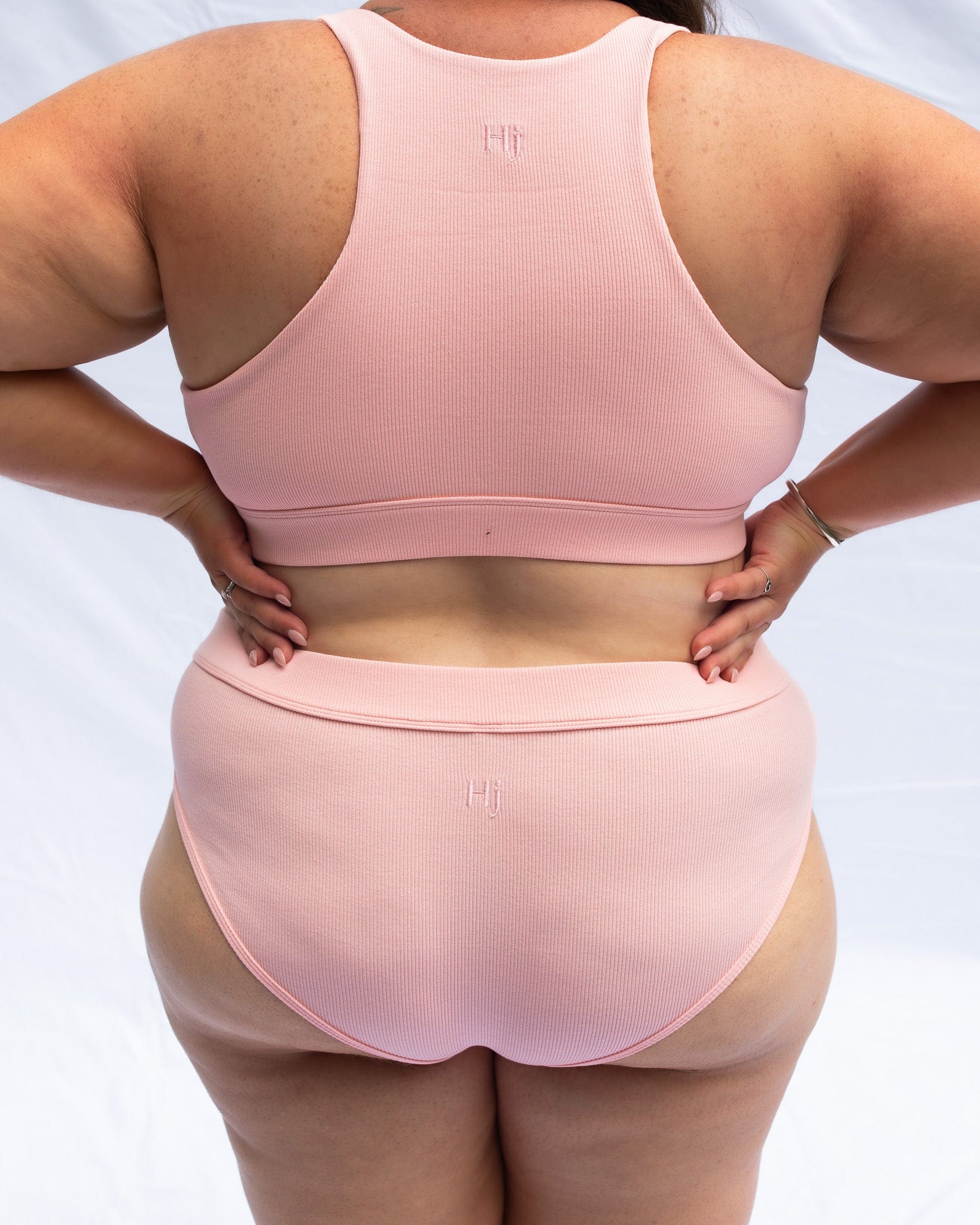 wireless everyday blush pink bra + everyday brief